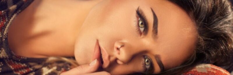 J's Make - Up Shop