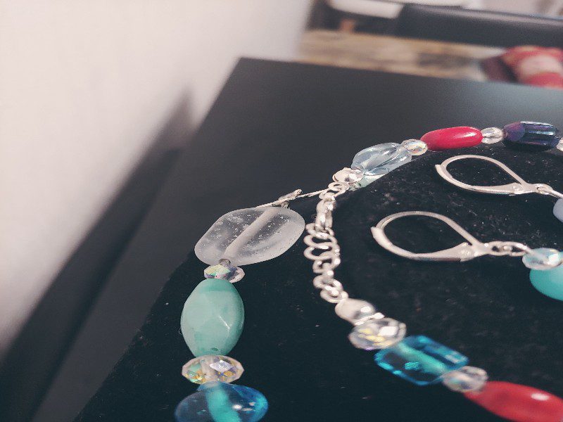 3 Piece Glass Beaded Necklace Set - Image 4