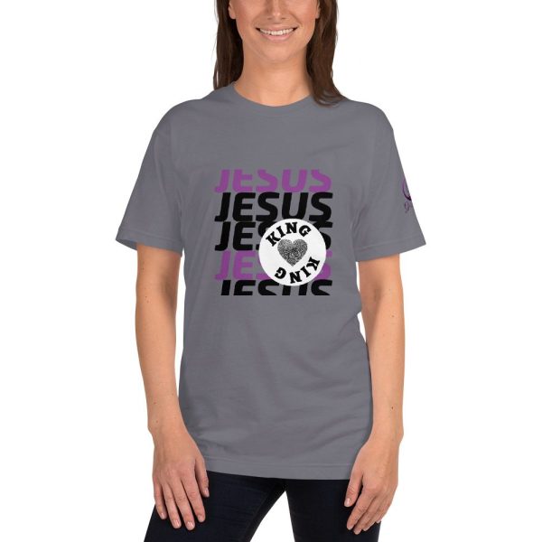 Jesus is the King of my Heart T-Shirt - Image 5