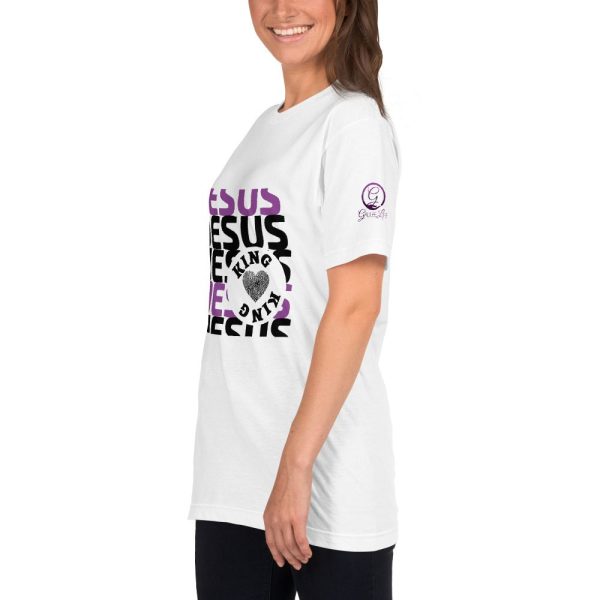 Jesus is the King of my Heart T-Shirt - Image 3