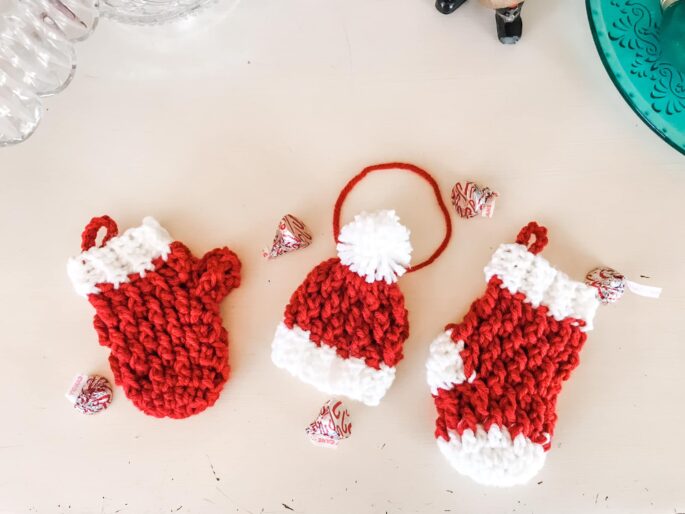 mini crochet cottage ornament set