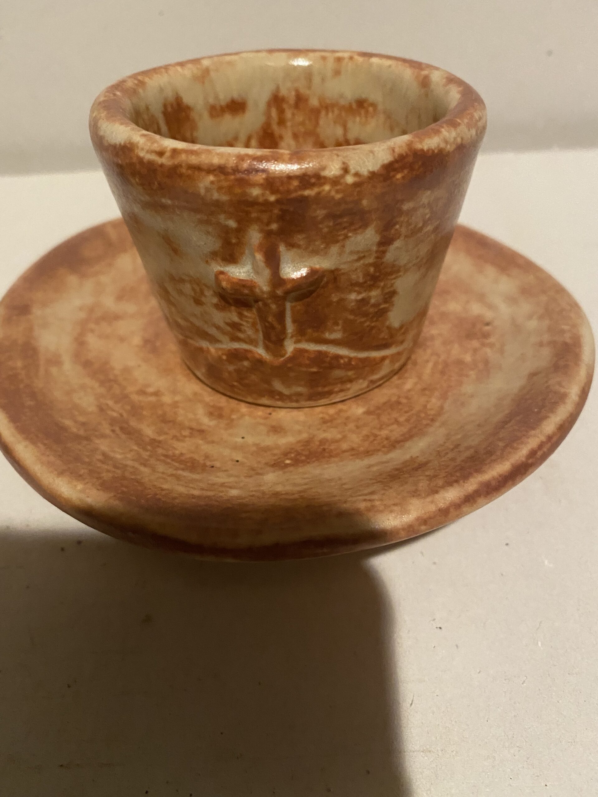 Communion cup and plate Small beige with cross design (Copy) - Image 2