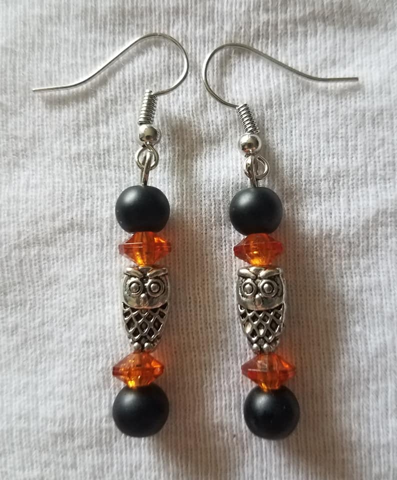 Hoots Black Dangle Earrings