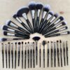 36-PIECE MAKEUP BRUSH SET WITH CASE