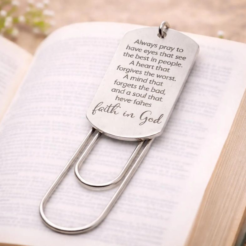Always Pray Faith In God Bookmark Charm