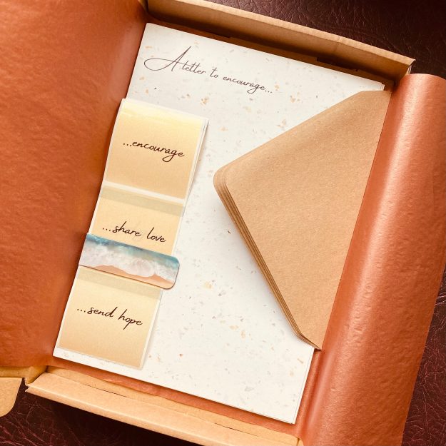 Heartfelt Echoes | Letter Writing Set