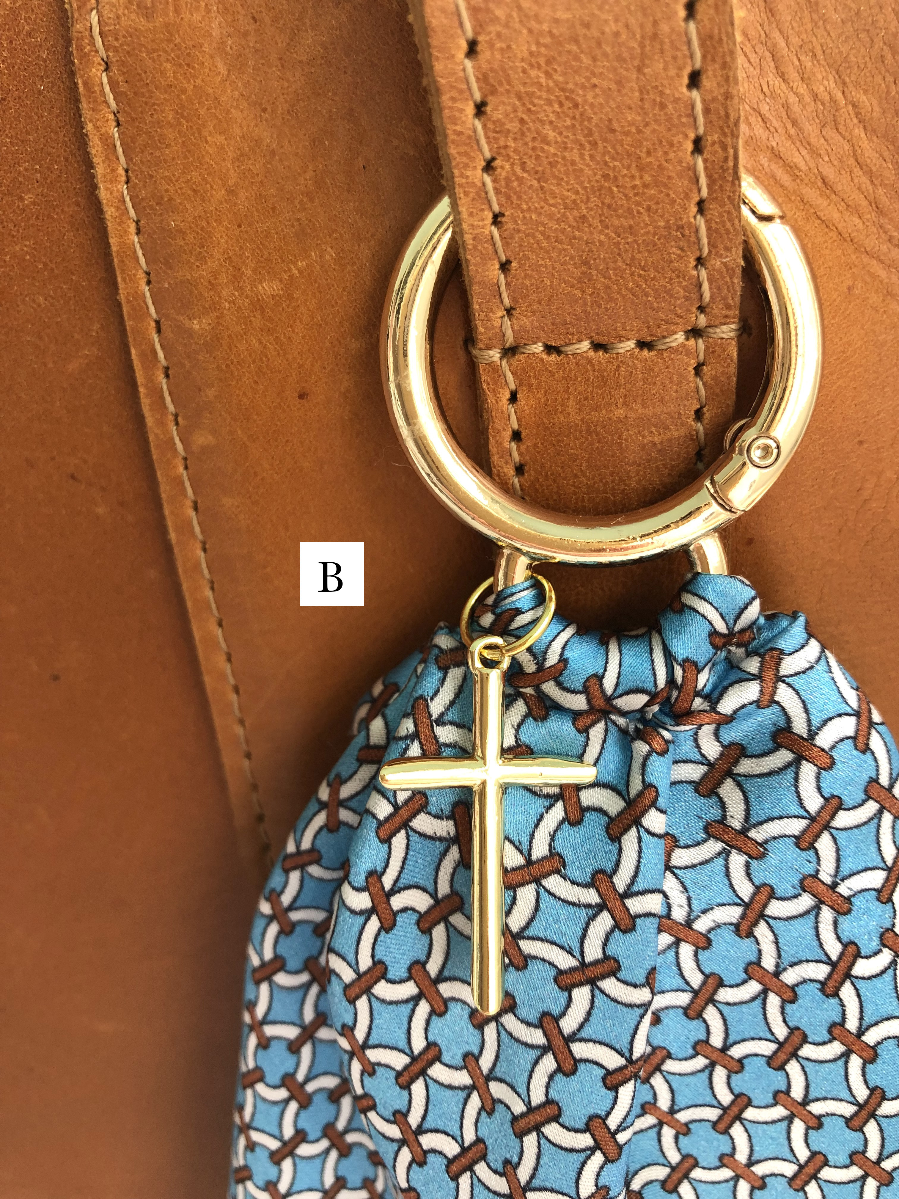 Scarf Bag Charm Clip - Image 3
